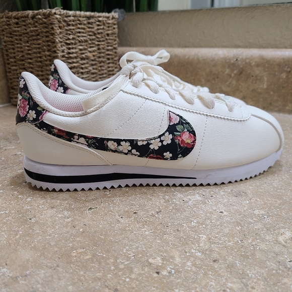 nike cortez vintage floral